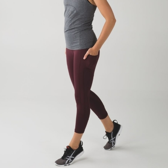 Lululemon All the right places ATRP crop - Picture 2 of 15